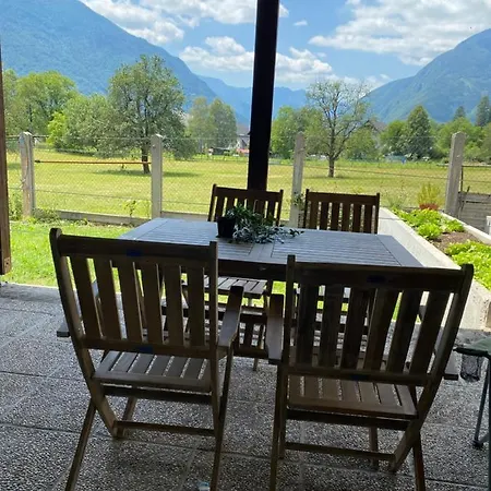 Διαμέρισμα Apartma Stres Bovec