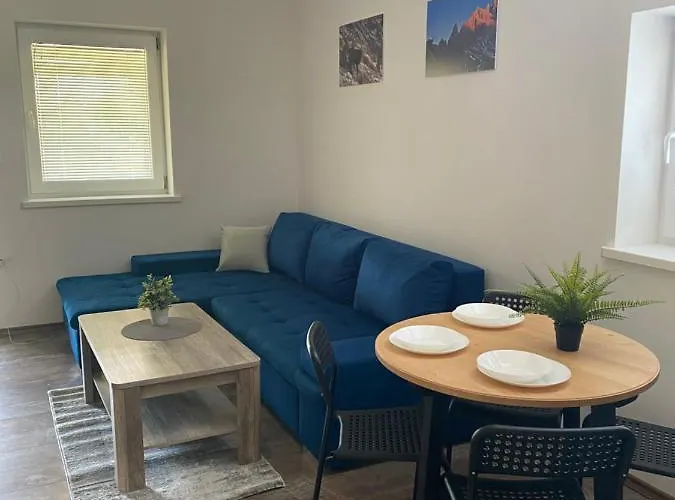 Apartma Stres דירה *